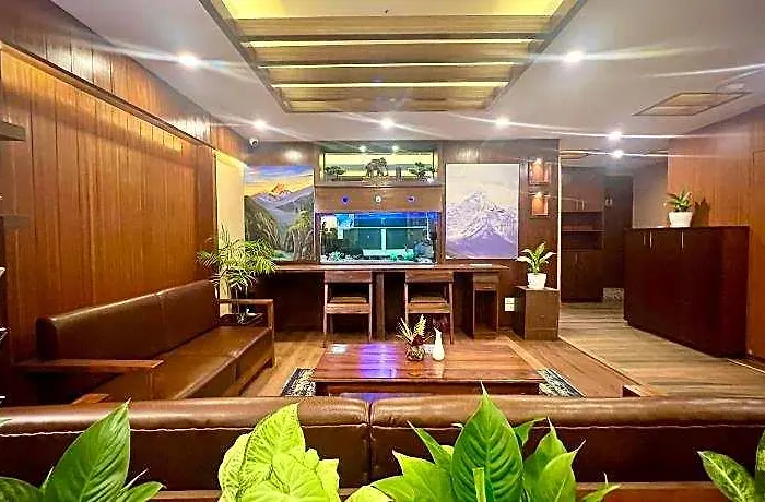 Himalayan Hotel 4*