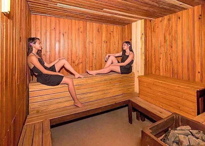 Hotel Himalayan 4*