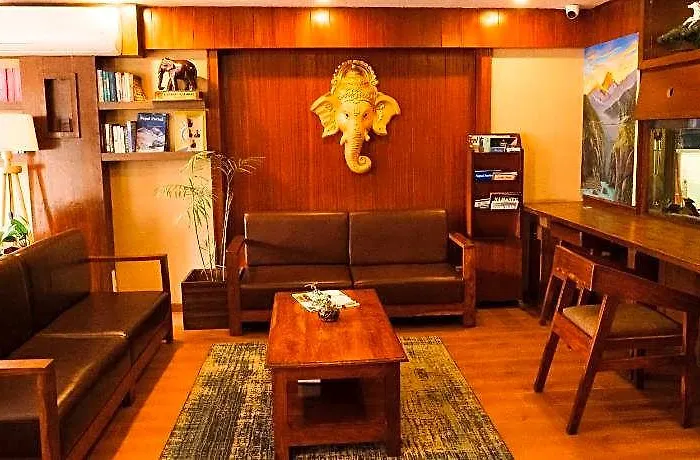 Himalayan Hotel 4*